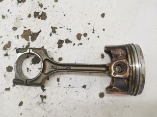 bontott HONDA FR-V Dugattyú és Hajtókar