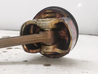 bontott HONDA FR-V Dugattyú és Hajtókar