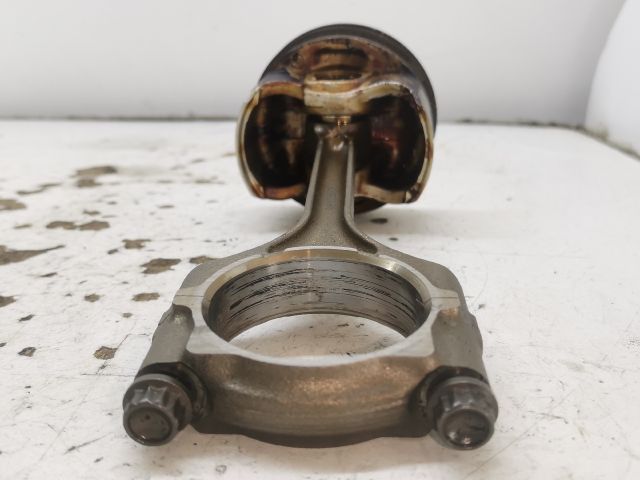 bontott HONDA FR-V Dugattyú és Hajtókar