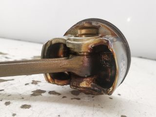 bontott HONDA FR-V Dugattyú és Hajtókar