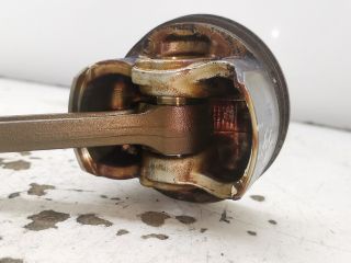 bontott HONDA FR-V Dugattyú és Hajtókar