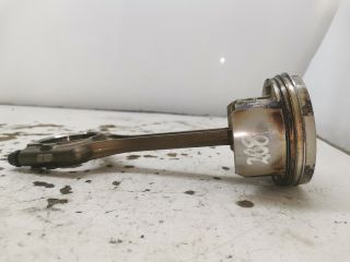 bontott HONDA FR-V Dugattyú és Hajtókar