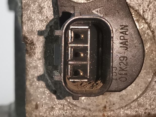 bontott HONDA FR-V Hengerfej