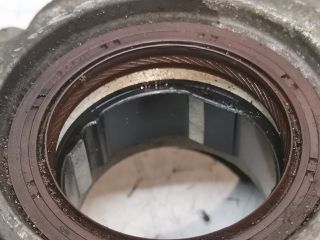 bontott HONDA FR-V Olajszivattyú