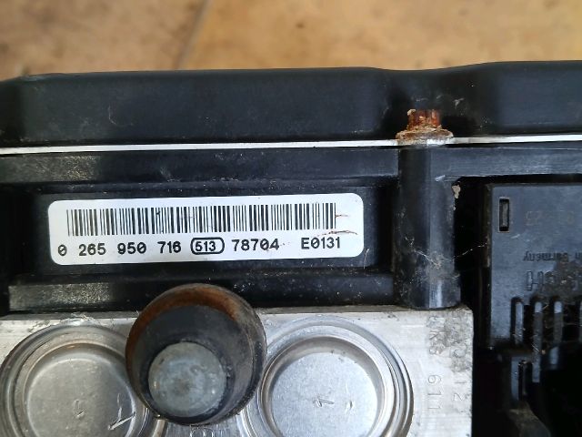 bontott HONDA FR-V ABS Kocka