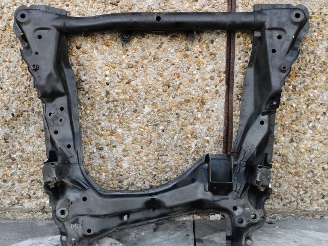 bontott HONDA FR-V Első Bölcső