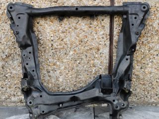 bontott HONDA FR-V Első Bölcső