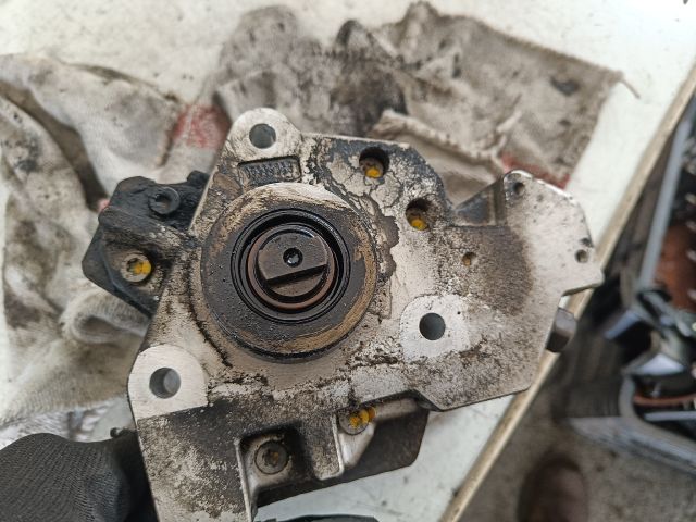 bontott HONDA FR-V Nagynyomású Szivattyú