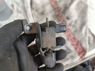 bontott HONDA FR-V Turbó Vákum Szelep