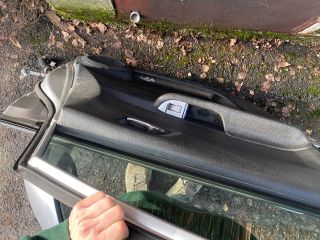 bontott HONDA FR-V Bal első Ajtó (Részeivel)