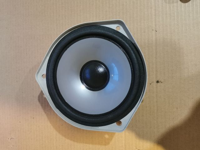 bontott HONDA FR-V Bal hátsó Hangszóró