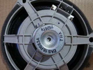 bontott HONDA FR-V Bal hátsó Hangszóró