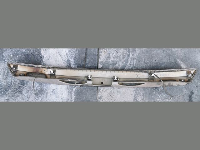 bontott HONDA FR-V Csomagtérajtó Díszléc