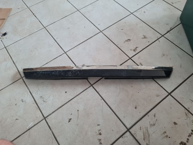 bontott HONDA FR-V Csomagtérajtó Díszléc