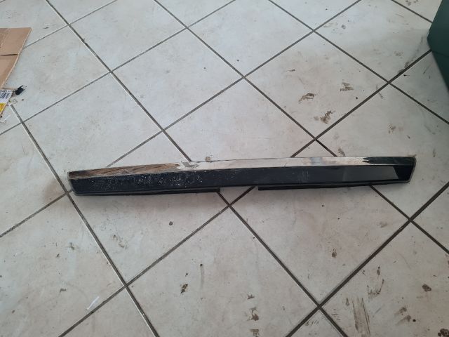 bontott HONDA FR-V Csomagtérajtó Díszléc