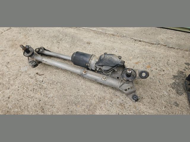 bontott HONDA FR-V Első Ablaktörlő Szerkezet Motorral