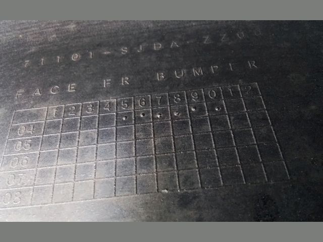 bontott HONDA FR-V Első Lökhárító (Részeivel)