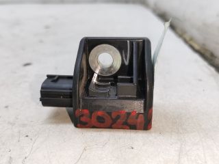 bontott HONDA FR-V Jobb első Oldal Ütközés Érzékelő