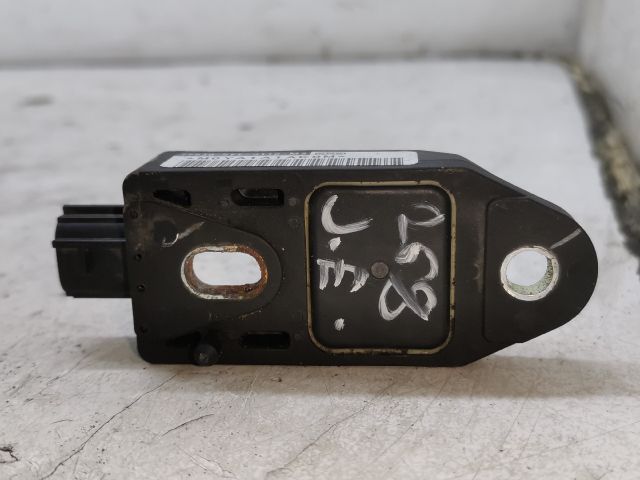 bontott HONDA FR-V Jobb első Ütközés Érzékelő (Homlokfalon)