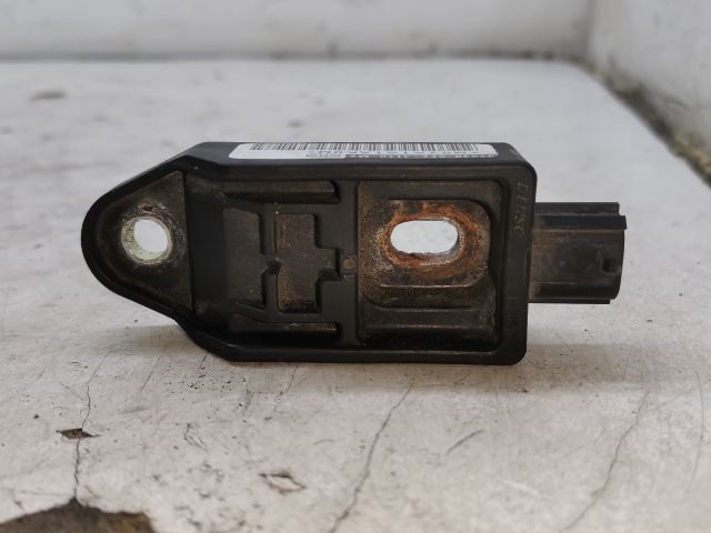 bontott HONDA FR-V Jobb első Ütközés Érzékelő (Homlokfalon)