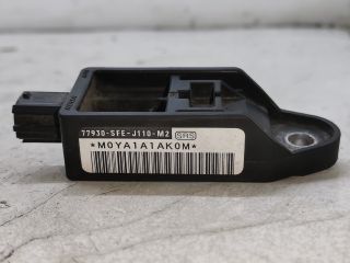 bontott HONDA FR-V Jobb első Ütközés Érzékelő (Homlokfalon)