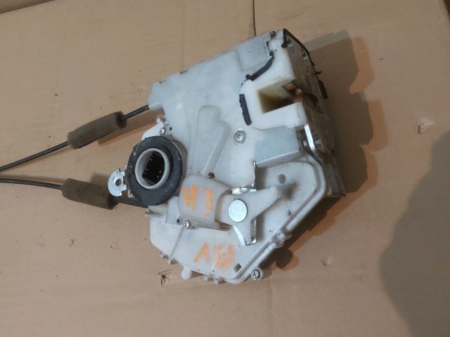 bontott HONDA FR-V Jobb hátsó Ajtózár