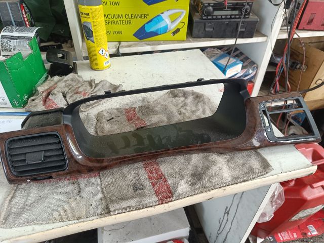 bontott HONDA FR-V Kilométeróra Keret