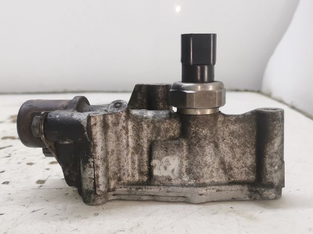 bontott HONDA FR-V Olajnyomás Szelep Okoskerékhez