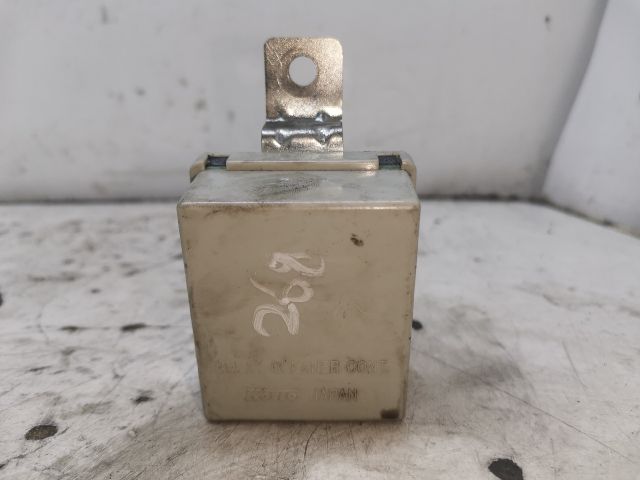 bontott HONDA FR-V Relé