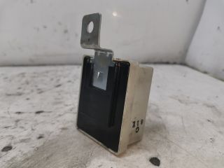 bontott HONDA FR-V Relé