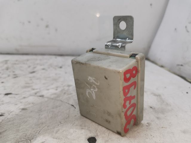 bontott HONDA FR-V Relé