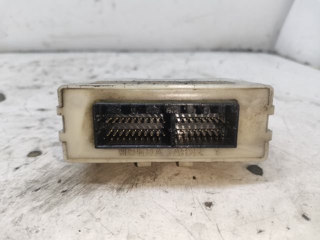 bontott HONDA FR-V Riasztó Központ