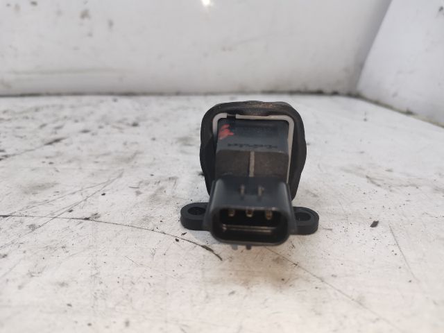 bontott HONDA FR-V Üzemanyag Elzáró Szelep