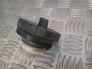 bontott HONDA HR-V Tanksapka