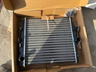 bontott HONDA HR-V Vízhűtő Radiátor (Nem klímás)