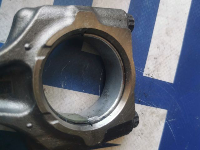 bontott HONDA HR-V Dugattyú és Hajtókar