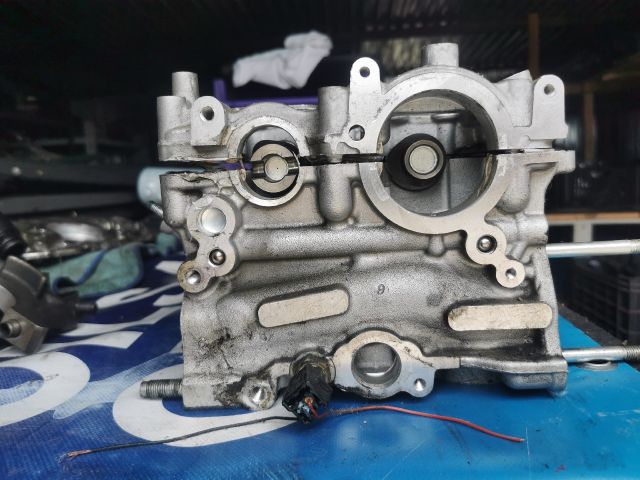 bontott HONDA HR-V Hengerfej