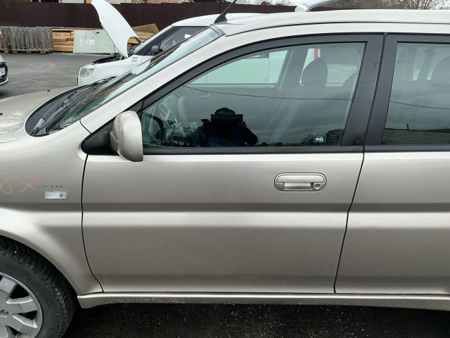 bontott HONDA HR-V Bal első Ajtó (Részeivel)