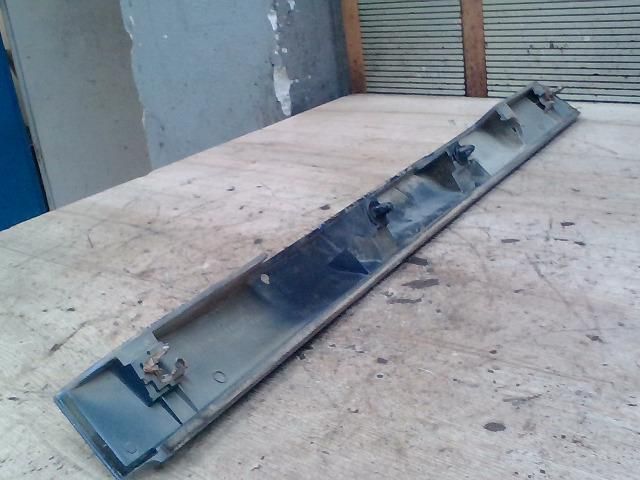 bontott HONDA HR-V Csomagtérajtó Díszléc