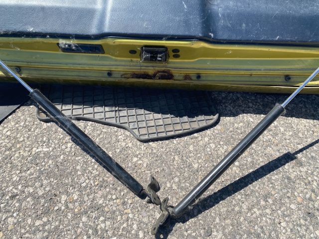 bontott HONDA HR-V Csomagtérajtó (Részeivel)