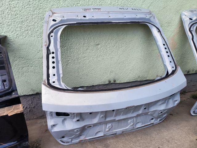 bontott HONDA HR-V Csomagtérajtó (Részeivel)