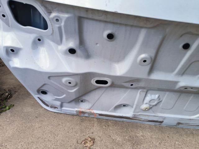 bontott HONDA HR-V Csomagtérajtó (Üres lemez)