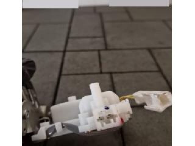 bontott HONDA HR-V Csomagtérajtó Zárszerkezet