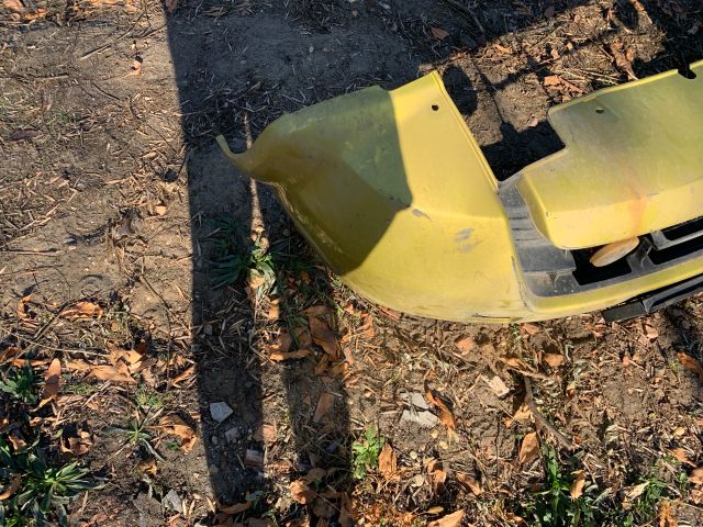 bontott HONDA HR-V Első Lökhárító (Részeivel)