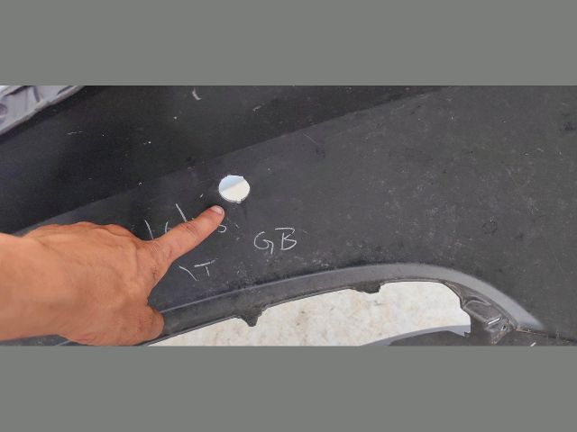 bontott HONDA HR-V Első Lökhárító (Üresen)