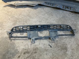 bontott HONDA HR-V Hűtőrács