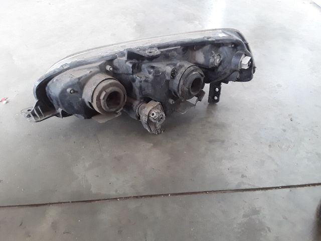 bontott HONDA HR-V Jobb Fényszóró