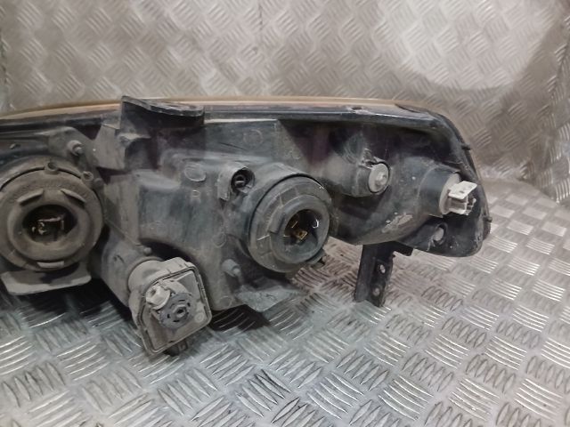 bontott HONDA HR-V Jobb Fényszóró