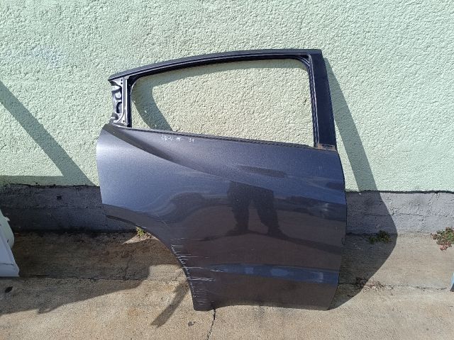 bontott HONDA HR-V Jobb hátsó Ajtó (Részeivel)