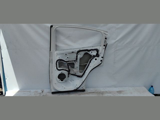 bontott HONDA HR-V Jobb hátsó Ajtó (Üres lemez)